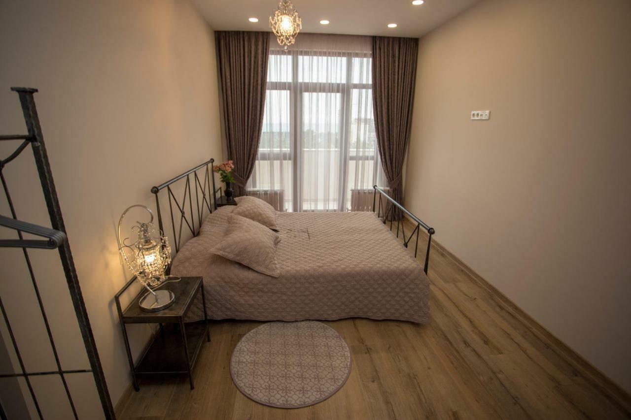 Nano'S Exclusive Fashionable Apartment Batumi Exteriör bild